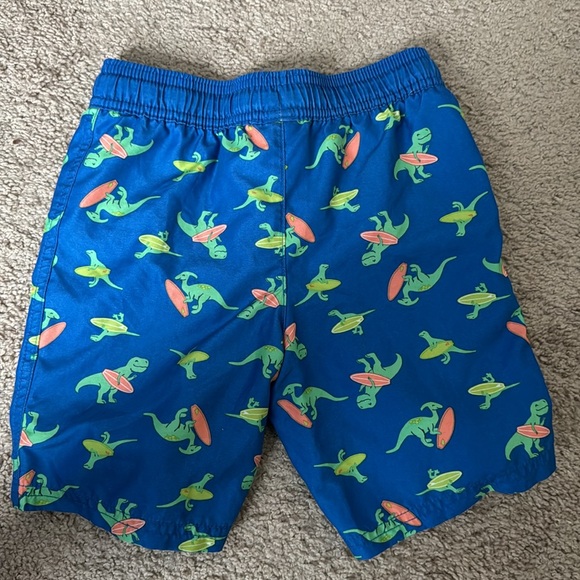 Swim shorts for toddler boys. Size 5T - Picture 3 of 3